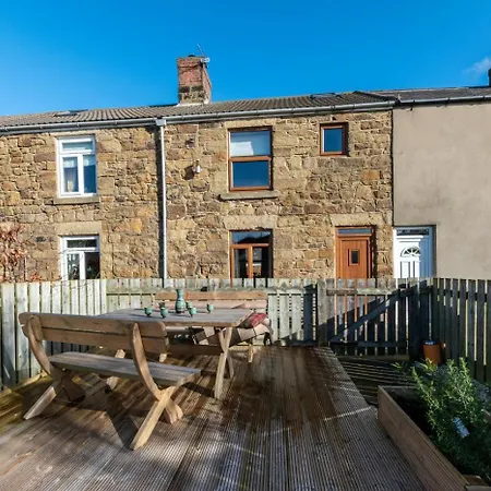 The Long Row * Hinderwell